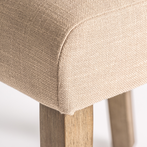 Aspach - Sedia in tessuto con struttura in legno di pino, color sabbia stile classico, dimensioni 52 x 50 x 92 cm.