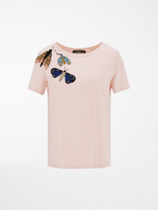 T-shirt rosa in cotone stretch con farfalle in perline applicate sulla spalla