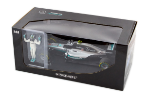 Mercedes-AMG Petronas Motorsport Nico Rosberg 2016 With Figurine 1/18 Minichamps