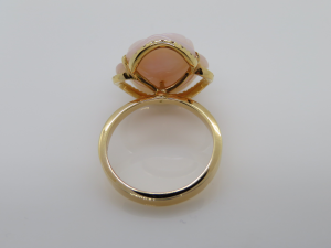 Anello in Oro rosè 18 kt con Opale Rosa e Diamanti 