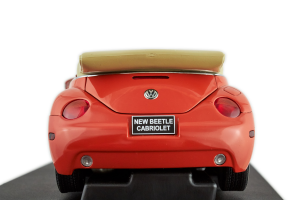 Volkswagen New Beetle Cabriolet Orange 1/18 Autoart
