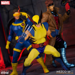 Marvel Universe: WOLVERINE (Deluxe Steel Box Edition) by Mezco Toys