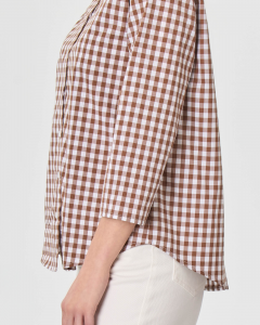 Camicia in popeline di cotone a quadretti vichy bianchi e color noce senza colletto