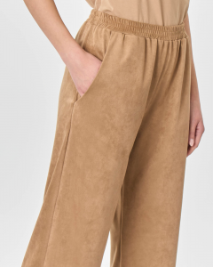 Pantalone ampio cropped color cammello in tessuto effeto daino con elastico in vita