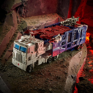 Transformers Kingdom War for Cybertron Leader: ULTRA MAGNUS by Hasbro