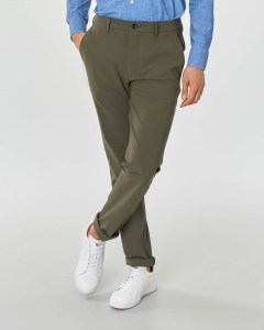 Pantalone chino verde militare in tessuto tecnico hyper comfort
