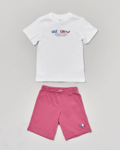 Completo composto da maglietta in cotone bianca con stampa logo frontale e short fucsia 1-4 anni
