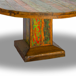 Tavolo rotondo in legno di teak recuperato dalle vecchie imbarcazioni
