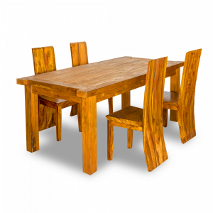 Tavolo in legno di teak recuperato da vecchie costruzioni balinesi