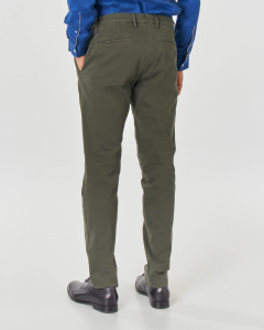 Pantalone chino verde militare in cotone stretch micro-armatura con una pinces