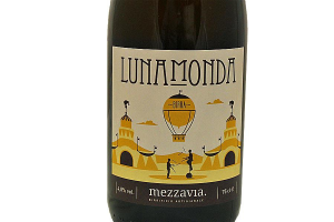 Birra artigianale Lunamonda Blanche Mezzavia (CL.75-Vol.4,8%)