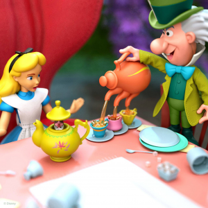 Alice in Wonderland Disney Ultimates: THE TEA TIME MAD HATTER by Super7