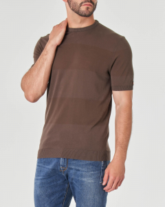 T-shirt mezza manica marrone a righe tono su tono in crêpe di cotone