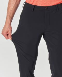 Pantalone chino nero in tessuto tecnico hyper comfort