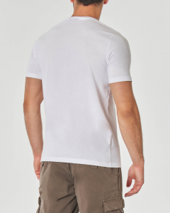 T-shirt bianca mezza manica con logo bollo sulla manica