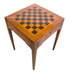 Schachbrett-Tisch H 80 cm