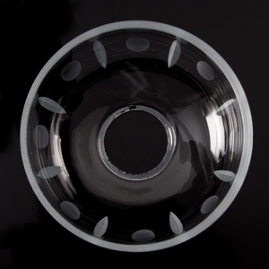 Bobeche liscia cristallo di Boemia Ø10,5 cm, h35 mm, foro centrale 3 cm. Originale per restauri lampadari vintage.