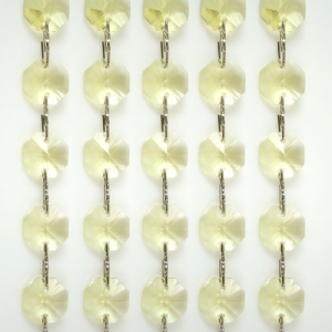 Catena ottagoni 14 mm in cristallo giallo chiaro, lunghezza 50 cm. Clip nickel.