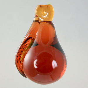 Frutto pendente vetro di Murano. Pera ambra in fogo.