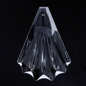 Pendente a conchiglia in cristallo puro di Boemia 90 mm. Pendaglio goccia per lampadari.
