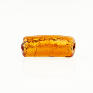 Perla di Murano tubo curvo Sommerso Ø8x18. Vetro topazio foglia oro. Foro passante.