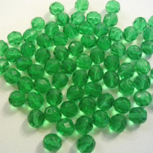 Perla sfaccettata 8mm mezzo cristallo verde smeraldo