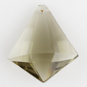 Faceted prism in pure Bohemian crystal 50 mm. Crystal rhomboidal shape, smoked color.