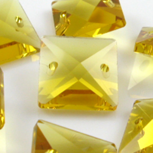 Quadruccio 16 mm giallo cristallo vetro sfaccettato 2 fori