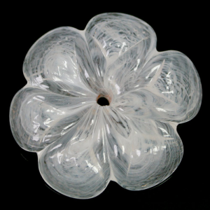 Rosellina a fiore in vetro di Murano colore bianco seta fatto a mano Ø50 mm con foro centrale