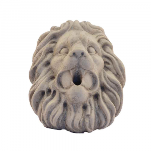 Lion for fountain in Giallo d'Istria marble hand-sculpted