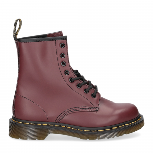 Dr. Martens Anfibio 1460 cherry red smooth-2