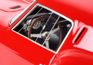 Ferrari 250 GTO Press Day 1962 With Case - 1/18 BBR
