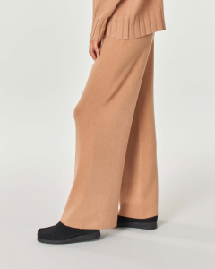 Pantaloni palazzo color cammello in maglia di misto viscosa e angora