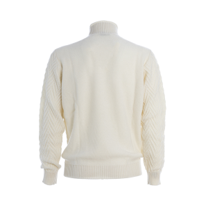 Maglione Kangra modello dolcevita in lana merinos con disegno a resca colore Bianco latte