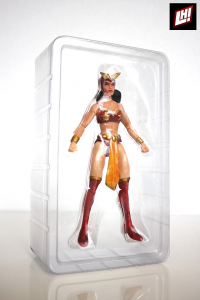 Ravelo Komiks Universe: DARNA by LooseCollector Collectibles