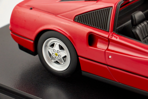 Ferrari 328 GTS Red 1985 - 1/18 KK