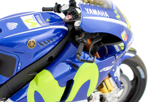 Yamaha Yzr-m1 Movistar Yamaha Moto Gp 2017 Valentino Rossi #46 - 1/12 Minichamps