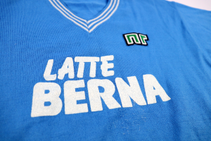 1983-84 Napoli Maglia Ennerre Latte Berna #8 Celestini L