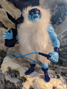 FLEXZORS Bendable figures: BLIZZLEWOLF Snow Beast by Zoloworld