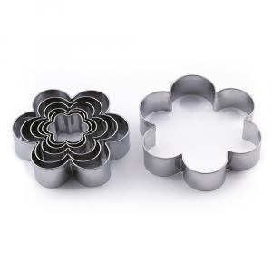 Flower pastry cutter set with 6 petals