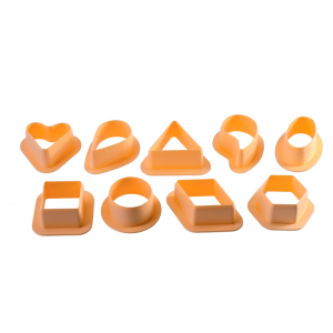 Set of plastic pastry cutters - 3