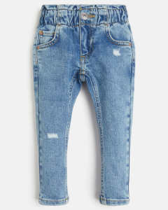 Mom jeans cinque tasche azzurri con strappi e fascia elastica a caramella in vita 3-7 anni