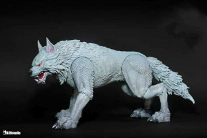 Giant Wolf Series 1/12: WHITE GIANT WOLF (Ordinary Suit) by D20 Studio