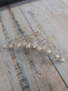 Mezza coroncina metallo con strass perle e cristalli