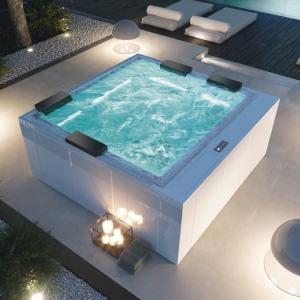 Outdoor whirlpool Hydrospa Phantom PR1 Gruppo Treesse