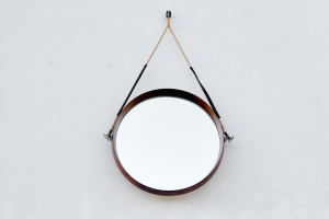 Specchio vintage rotondo in teak 