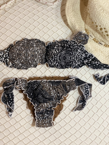 Bikini fascia e slip nodi brasiliano regolabile Frou Frou Embrace Effek TAGLIA S, M, L