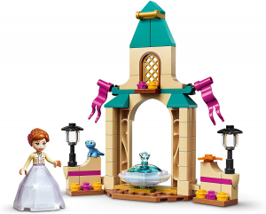 Lego Disney 43198 - Il Cortile del Castello di Anna