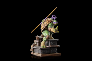 Teenage Mutant Ninja Turtles Art Scale: DONATELLO by Iron Studios