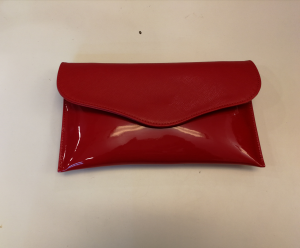 Pochette bustina rossa in ecopelle e vernice